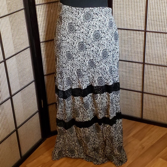 Lily Morgan Black and White Long Skirt - Picture 1 of 7